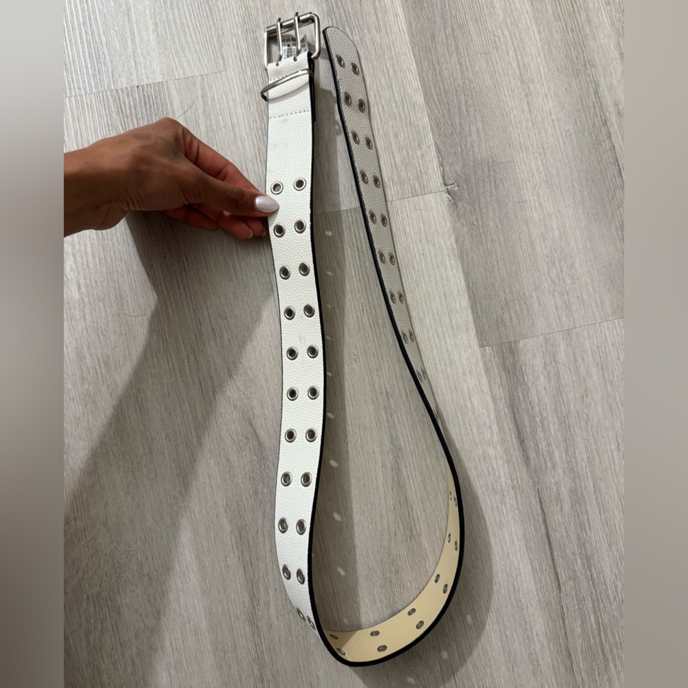 Forever 21 White and Black Polka Dot Belt